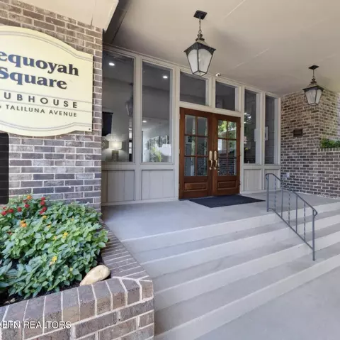 3636 Taliluna Ave #502, Knoxville, TN 37919