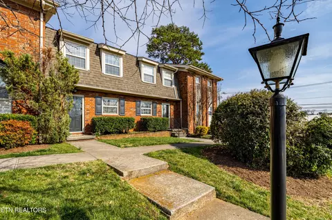 6523 Deane Hill Dr #12, Knoxville, TN 37919