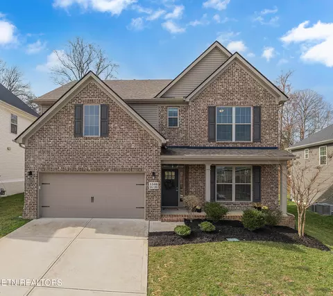 1546 Ridge Climber Rd, Knoxville, TN 37922