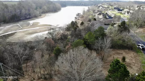 100 Oonoga Way, Loudon, TN 37774