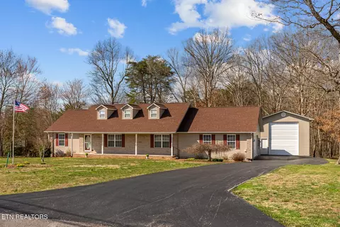 426 Sunset Ridge Dr, Crossville, TN 38571