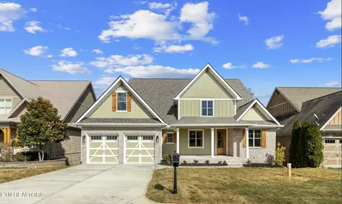 2260 Misty Mountain Cir, Knoxville, TN 37932