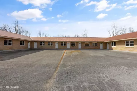 Undisclosed, Sunbright, TN 37872