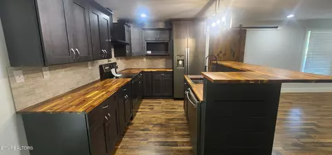 Kitchen - 287 Shady Ln, Oneida, TN 37841 photo 1 of 1