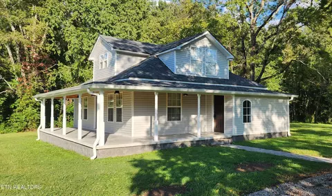 Exterior - 287 Shady Ln, Oneida, TN 37841 photo 2 of 6