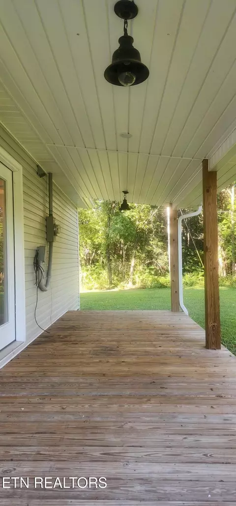 Exterior - 287 Shady Ln, Oneida, TN 37841 photo 6 of 6