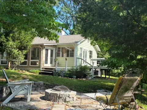 114 Glendale Ln, Oak Ridge, TN 37830