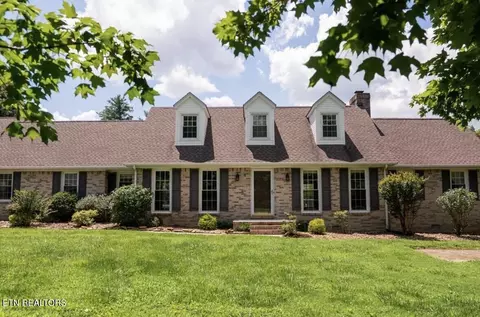 725 Liberty Ct, Cookeville, TN 38501