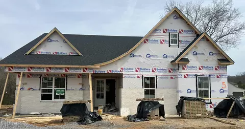 212 Poppy Pl, Lenoir City, TN 37772