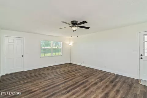 8107 Conner Rd, Powell, TN 37849 photo 11