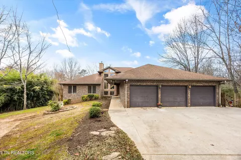 3031 Shadow Brook Dr, Maryville, TN 37803