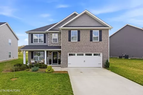 8512 Creek Valley Ln, Knoxville, TN 37931