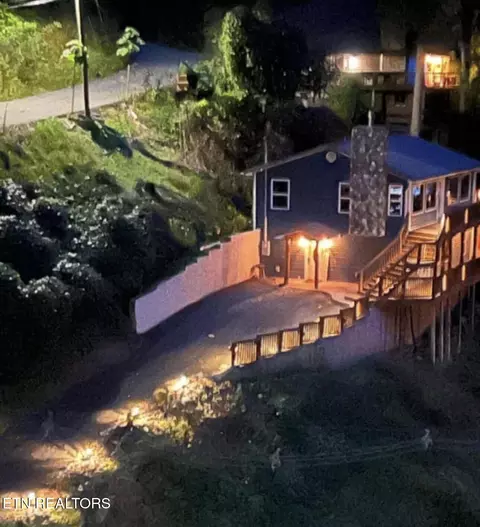 230 Silverbell Ln, Gatlinburg, TN 37738