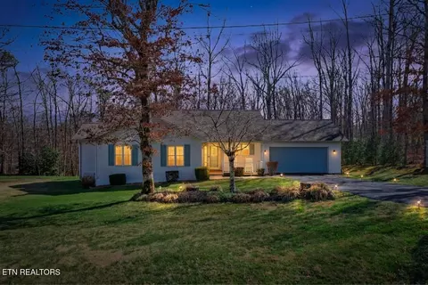 82 Scott Creek Rd, Crossville, TN 38571
