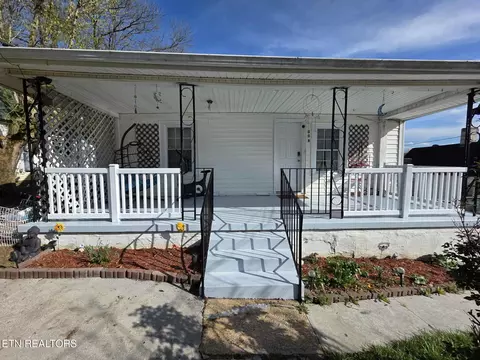 506 E Prospect St, La Follette, TN 37766