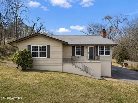 2701 Amelia Rd, Knoxville, TN 37917