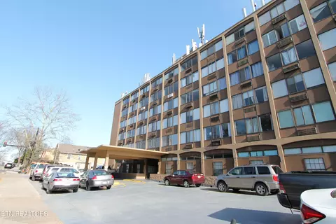1700 Clinch Ave #201, Knoxville, TN 37916