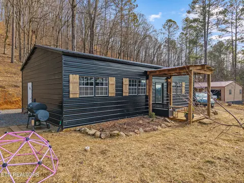 361365 County Road 38, Riceville, TN 37370