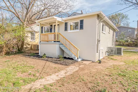 2302 Center Ave, Knoxville, TN 37915