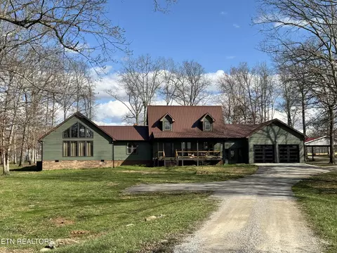 5519 S York Hwy, Grimsley, TN 38565