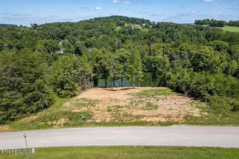 179 River Front Dr, Sparta, TN 38583