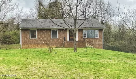 2525 Belt Rd, Knoxville, TN 37920