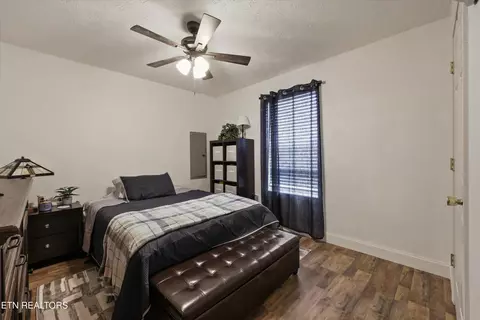 Bedroom - 1306 Tabitha Dr, White Pine, TN 37890 photo 2 of 3