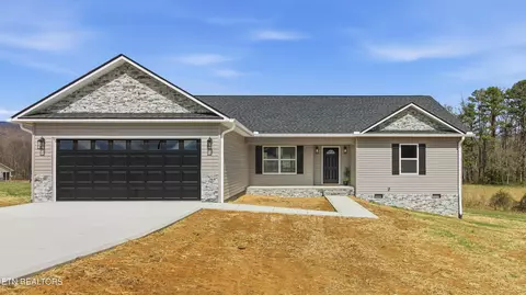 149 Vista Ct, Oliver Springs, TN 37840