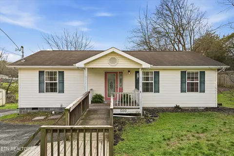 500 Beets St, Clinton, TN 37716