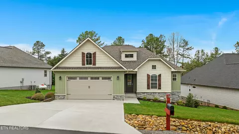 104 Inola Pl, Loudon, TN 37774