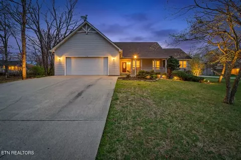 115 Snead Dr, Crossville, TN 38558