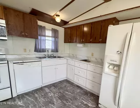 2191 Seven Knobs Rd, Gainesboro, TN 38562 photo 8