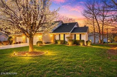 3 Augustine Ln, Crossville, TN 38558