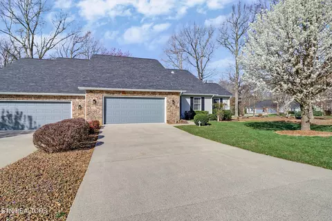 3 Augustine Ln, Crossville, TN 38558
