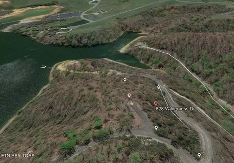 828 Wilderness Dr, Mooresburg, TN 37811