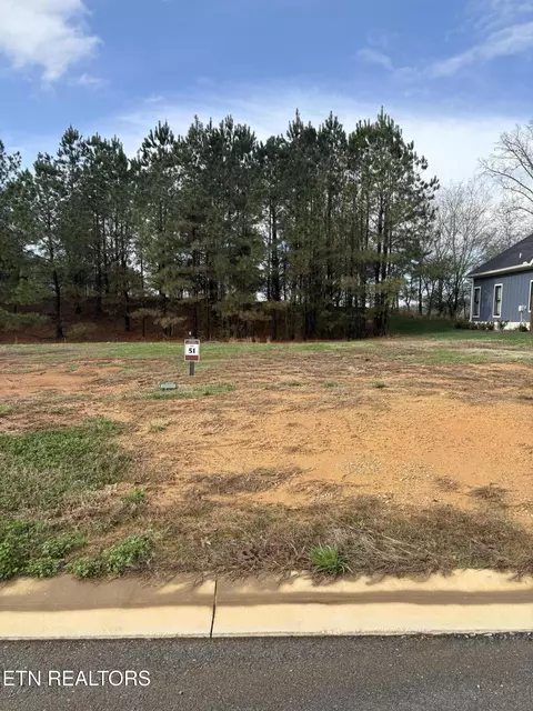 1565 Bobcat Run Dr, Loudon, TN 37774