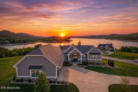 455 Sunset Vw, Sharps Chapel, TN 37866