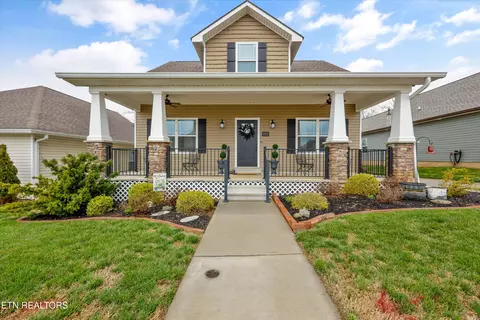 928 Stratford Ave, Sweetwater, TN 37874