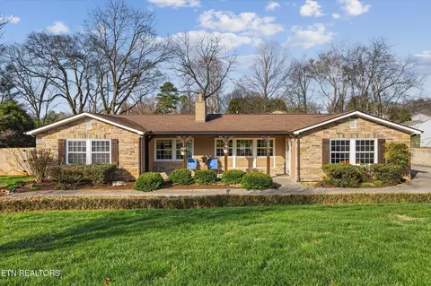 1204 Huntington Rd, Knoxville, TN 37919