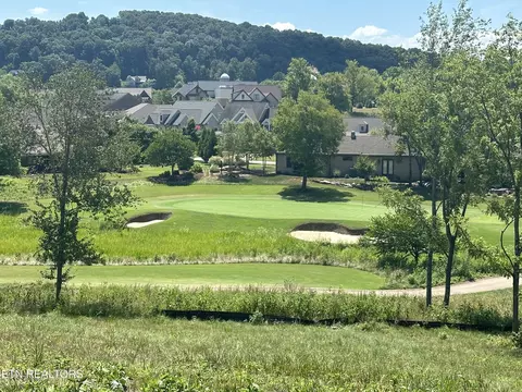 987 Mockingbird Ln, Loudon, TN 37774