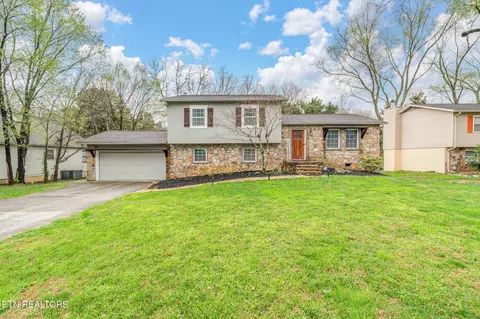 5916 Westmere Dr, Knoxville, TN 37909