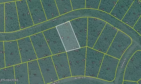 121 Castlewood Dr, Crossville, TN 38558