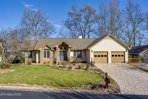 206 Kiyuga Ln, Loudon, TN 37774