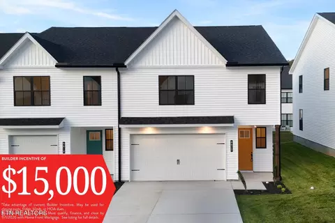 8820 Chapman Trace Way, Knoxville, TN 37920