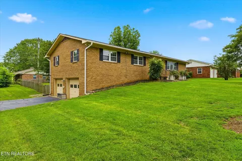7552 Berkshire Blvd, Powell, TN 37849