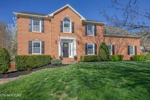510 Maple Tree Dr, Knoxville, TN 37934
