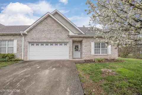 3307 Cummins Ln, Knoxville, TN 37921
