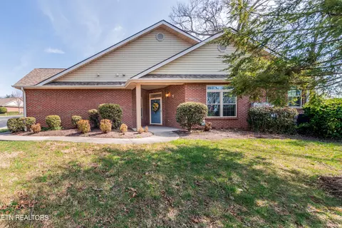 722 Sterchi Park Way, Knoxville, TN 37912