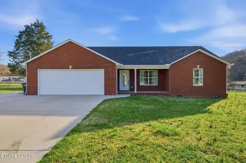 108 Oakwood Dr, Maynardville, TN 37807