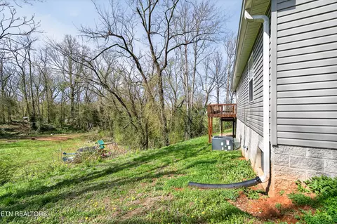 219 E Bronson St, Sparta, TN 38583 photo 26